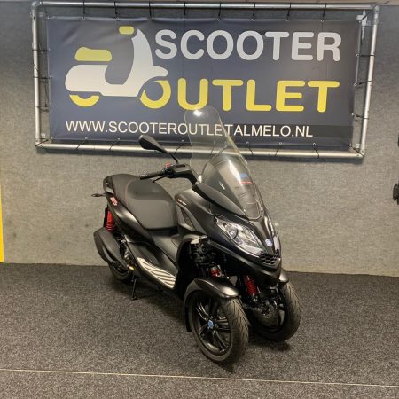 Piaggio MP3 300cc Black on Black