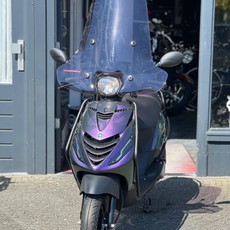 Nieuwe Piaggio Zip SP – Sportieve uitstraling, betrouwbare klasse!