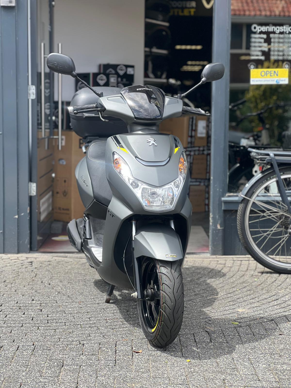 Peugeot Kisbee GT 2022 – 1e Eigenaar, 2.285 km